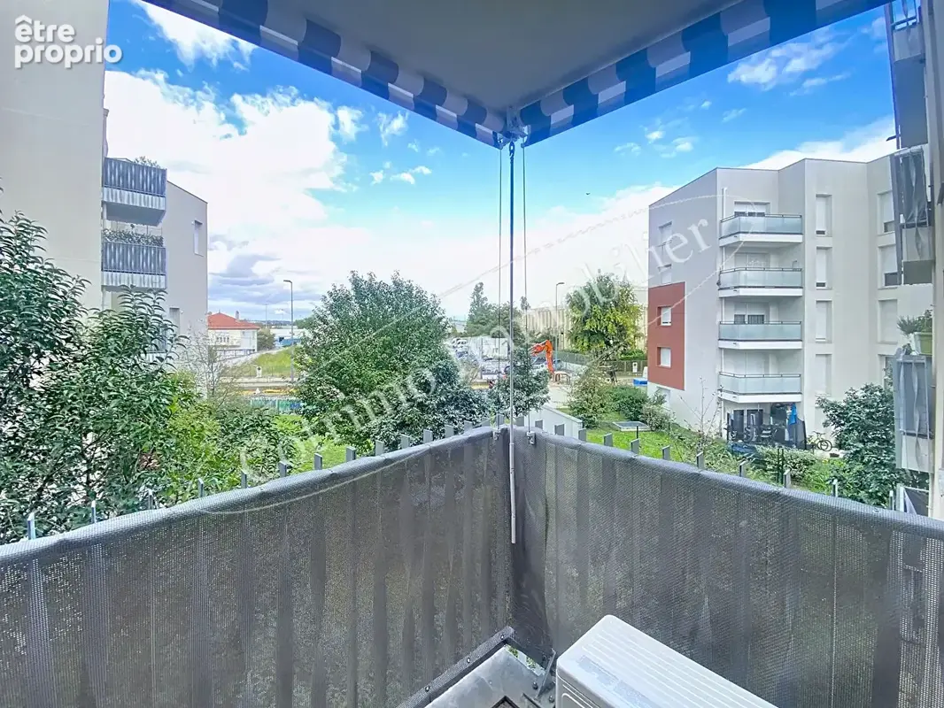 BRON  appartement T2 42m²+Balcon+garage - photo 4