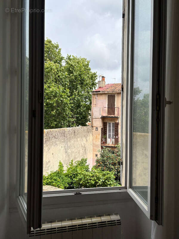Appartement à MARSEILLE-2E