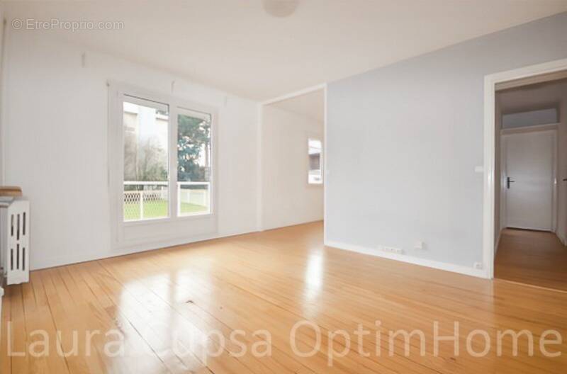 Appartement à BOURG-LA-REINE