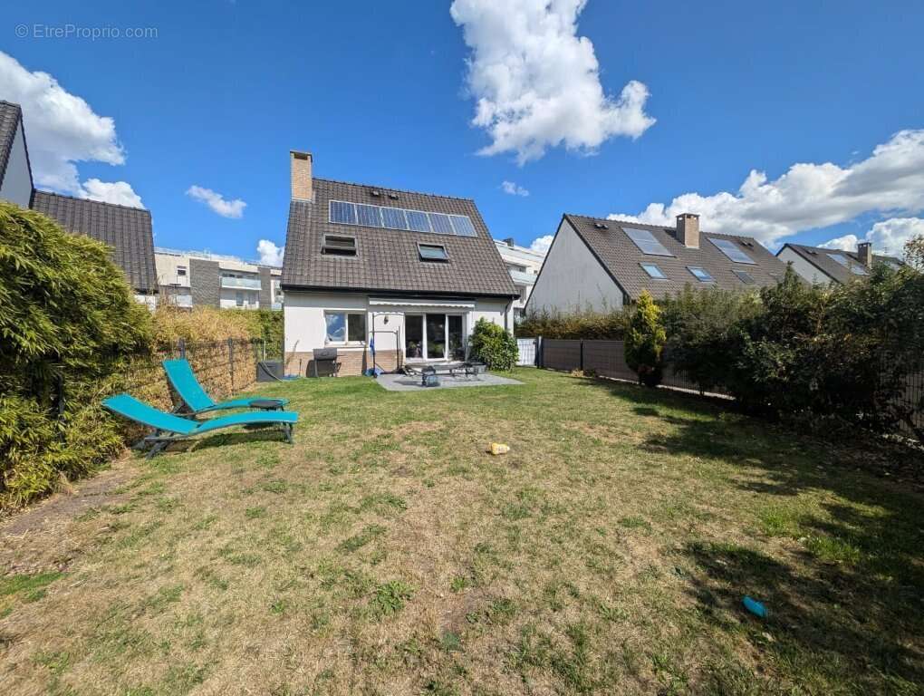 Maison à WAMBRECHIES