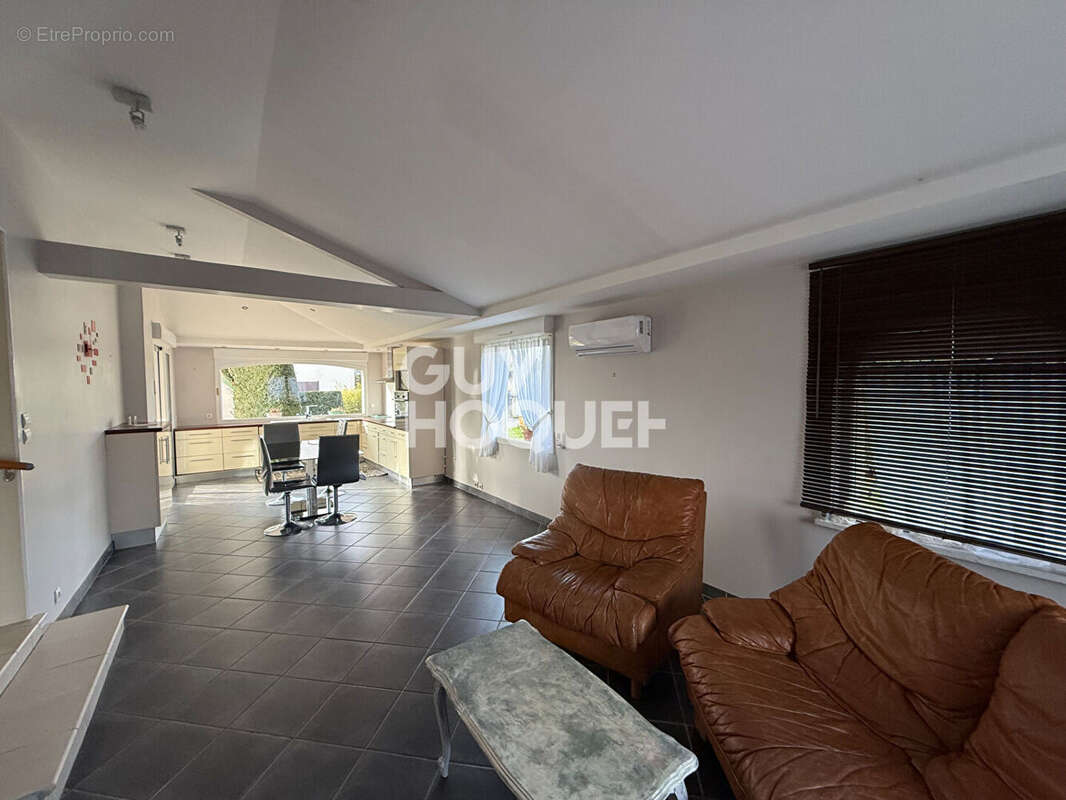 Maison 167 m² à Chevrieres  - photo 5