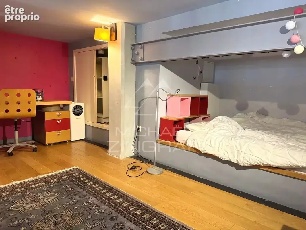 Lyon 6e Place Puvis de Chavannes - Loft familial rénové -  4 chambres & bureau - photo 7