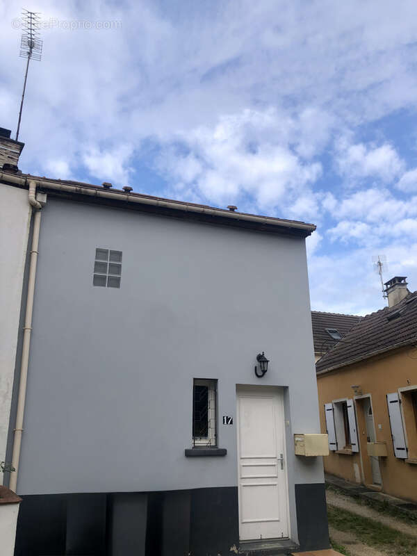 Maison à CLAYE-SOUILLY