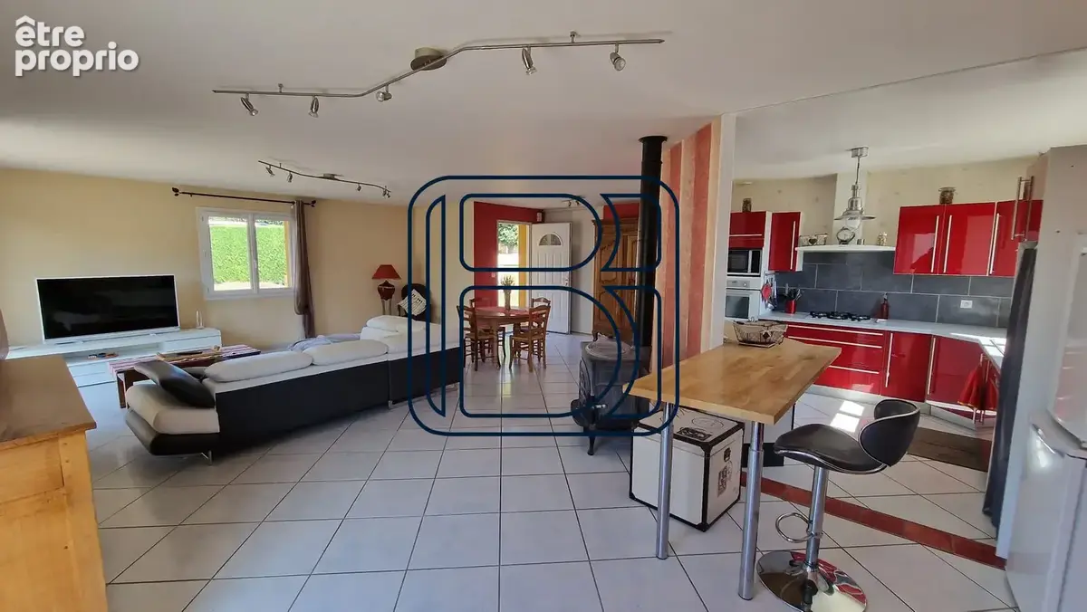 Maison 137 m² à Pont-Du-Chateau  - photo 4