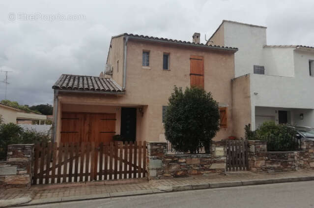 Maison à SANTA-MARIA-POGGIO