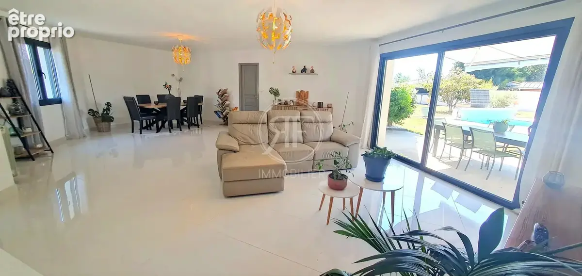 Maison contemporaine T4  - 120m² - Piscine & Jardin - photo 2