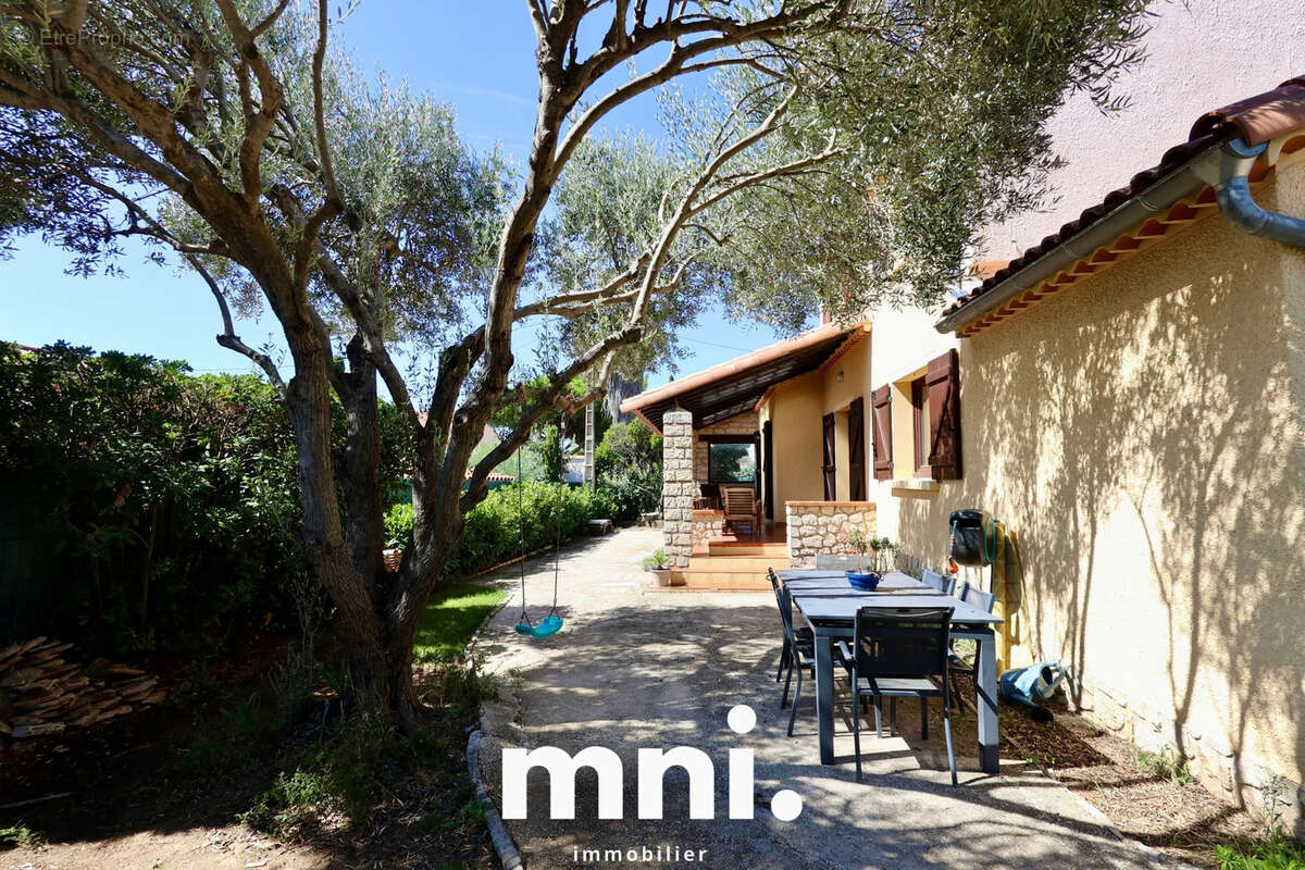 Maison à SIX-FOURS-LES-PLAGES