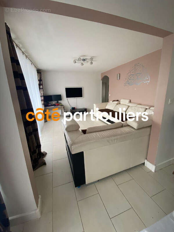 Appartement à VILLENEUVE-SAINT-GEORGES