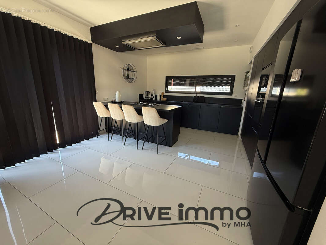 Drive immo narbonne villa 140m2 jardin grand garage piscine - photo 3