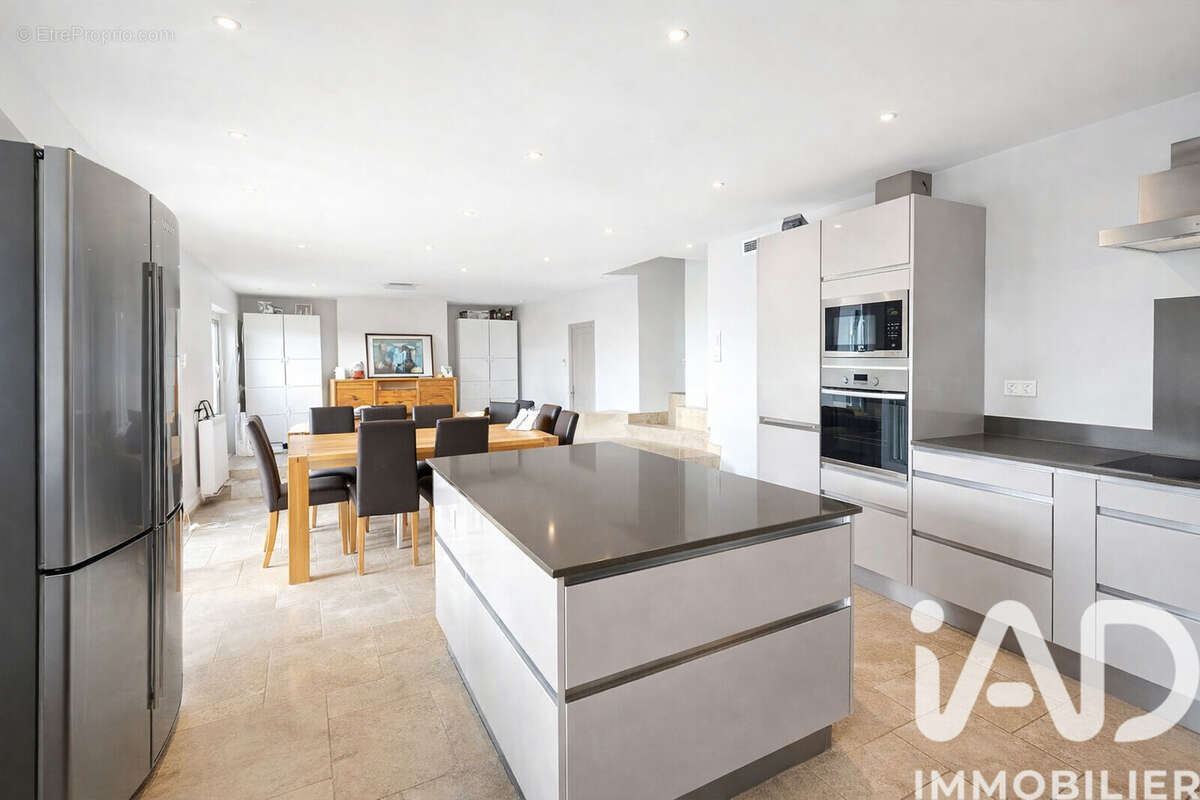 Photo 5 - Maison à CHATEAUNEUF-GRASSE