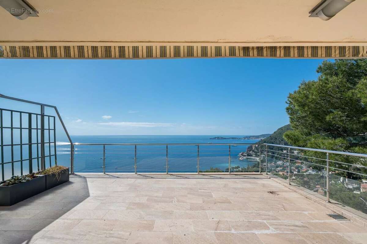 Eze bord de Mer, Maison mitoyenne, 143 m² habitable, vue mer - photo 3