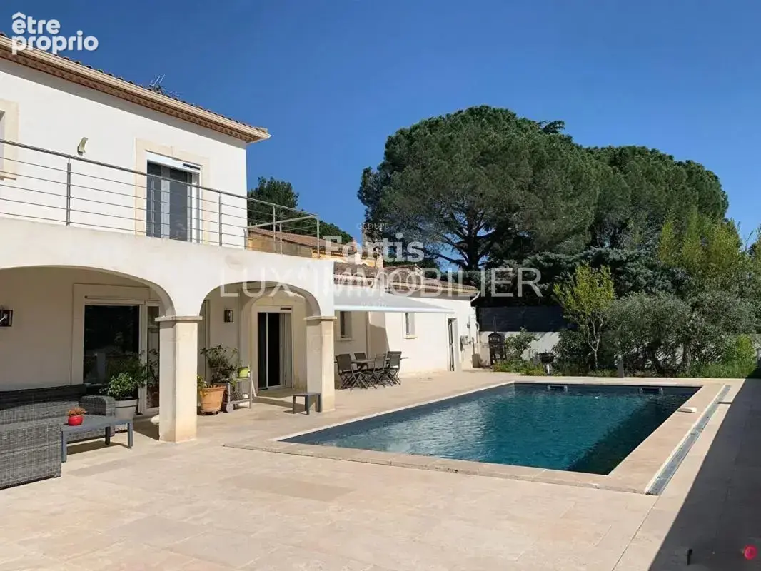 Beaucaire / villa contemporaine de 250m² - - photo 3