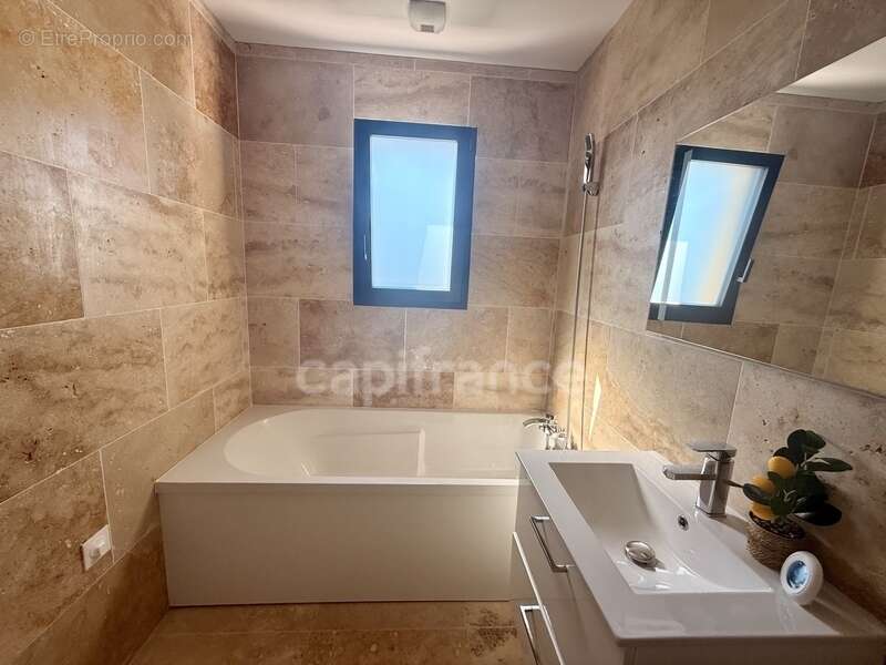 Plain Pied moderne 4 chambres Garage Jardin - Courant - photo 8