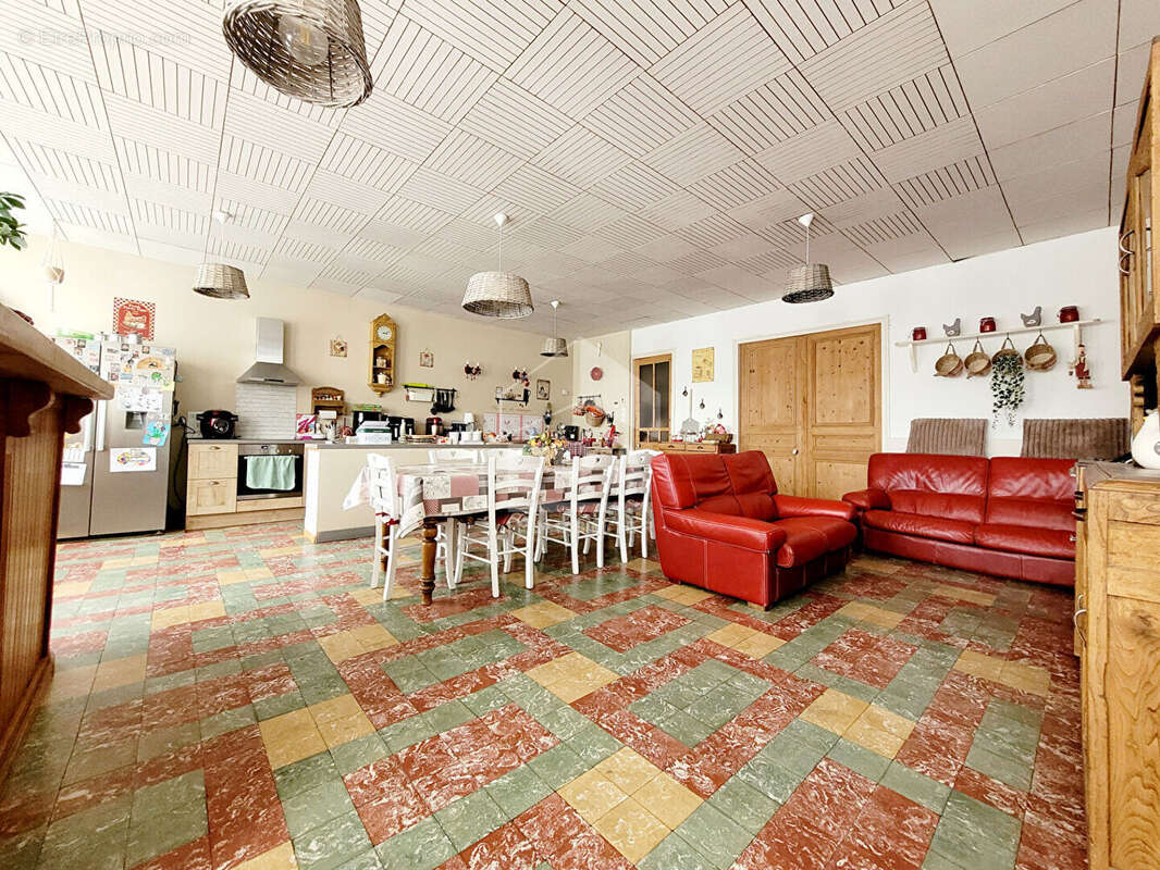 Maison à SAINTE-MARIE-KERQUE