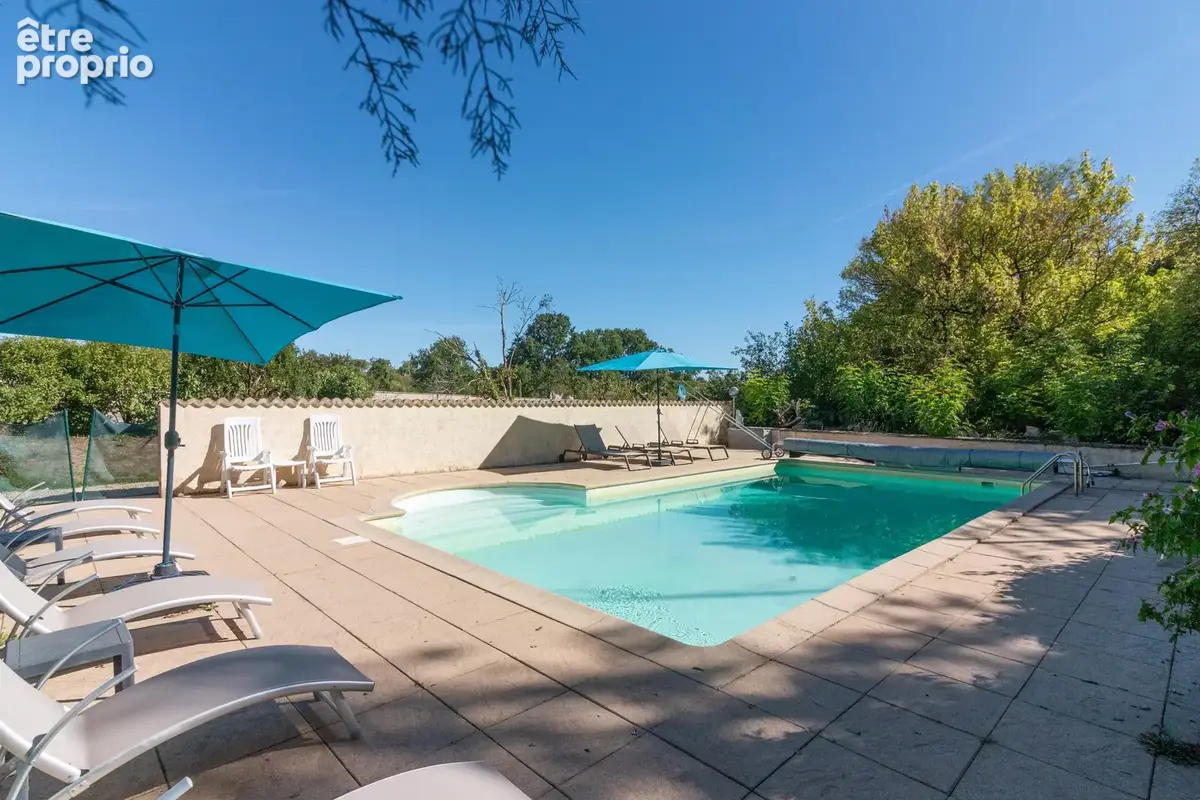 Maison Idéale pour la Famille avec Maison d'Amis, Jardins et Piscine Chauffée - photo 18