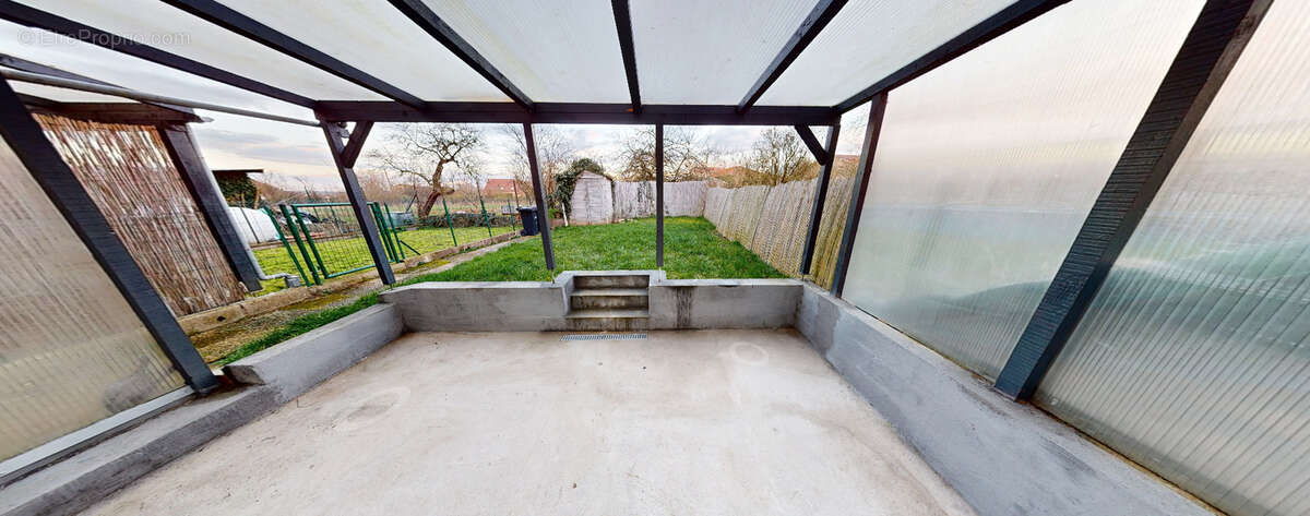 Maison à TANTONVILLE