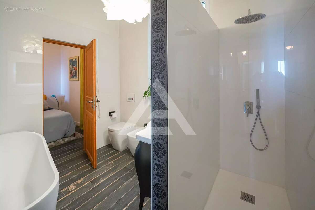 Appartement à BEAUSOLEIL