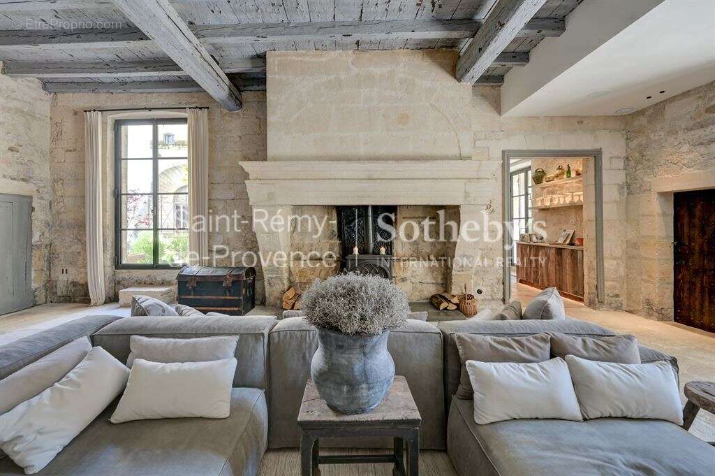 Maison à SAINT-REMY-DE-PROVENCE