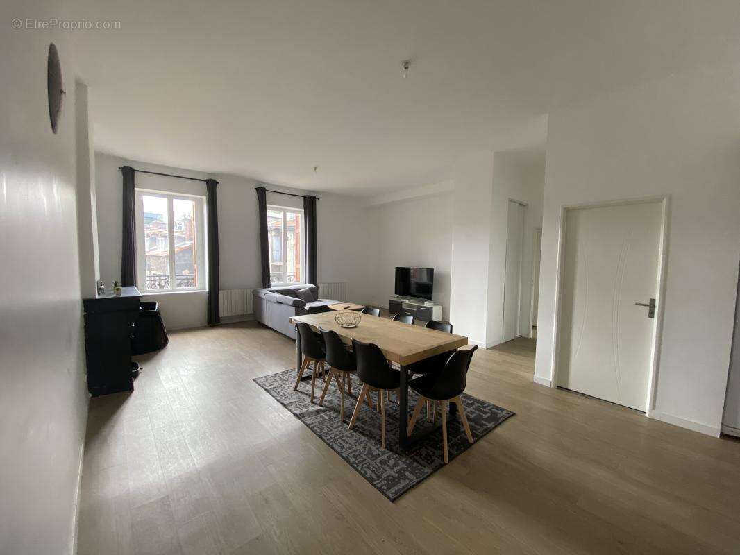 Appartement à SAINT-ETIENNE