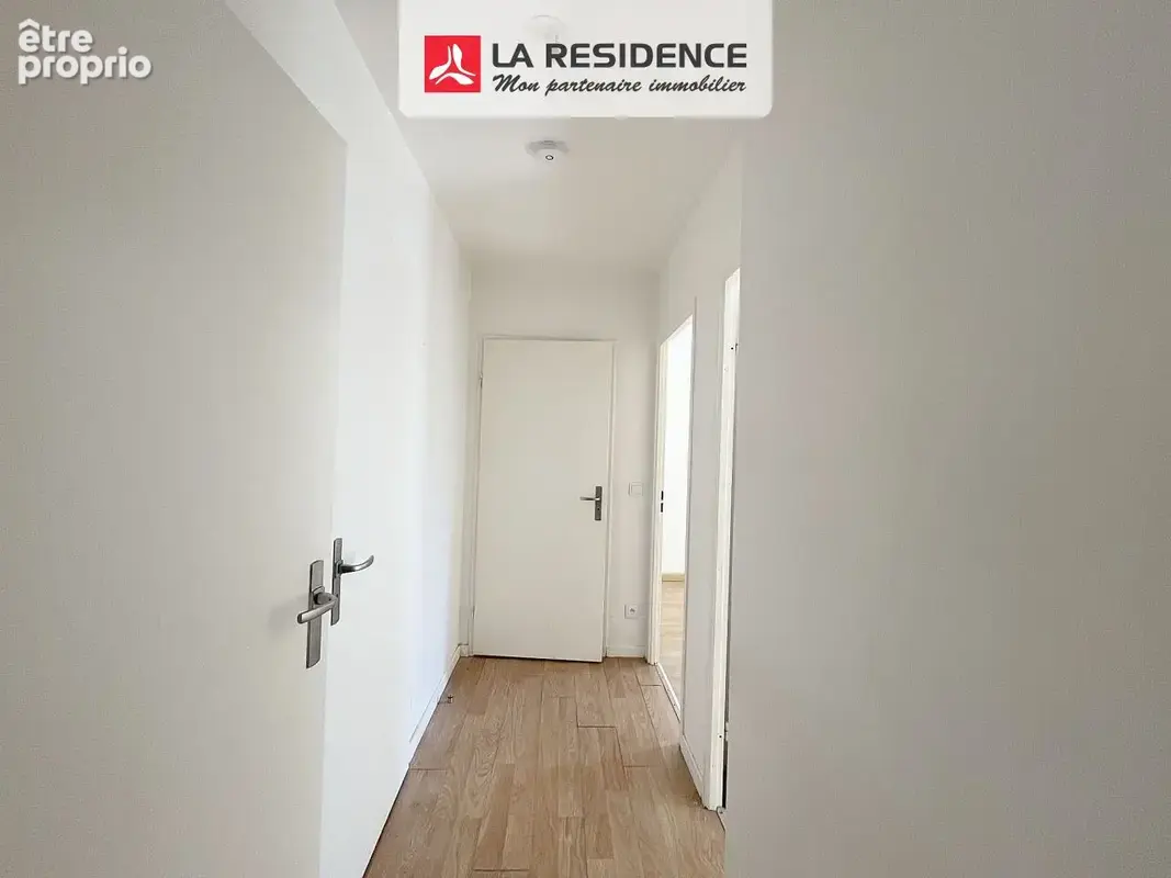 Appartement 64 m² à Saint-Ouen-L'aumone  - photo 7