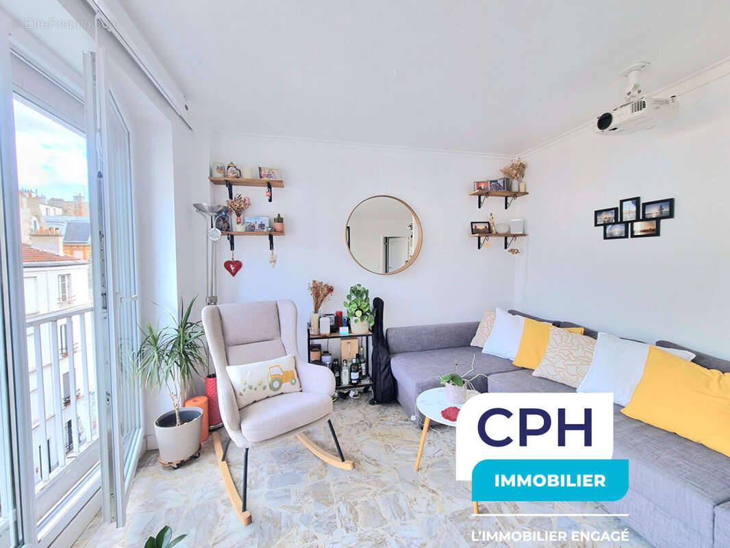 Appartement à PARIS-14E