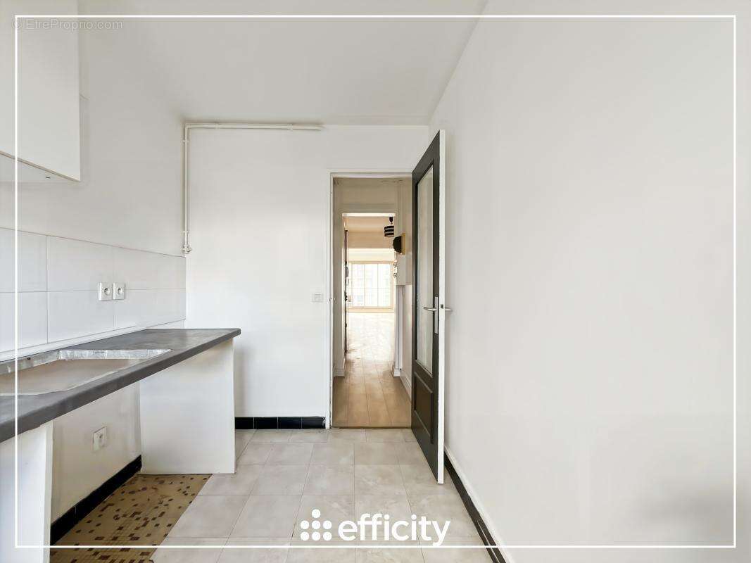 Appartement à PARIS-19E