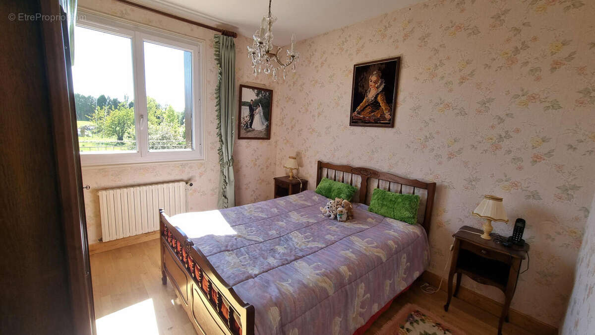 20250918_143953 - Maison à SAINT-SAUD-LACOUSSIERE