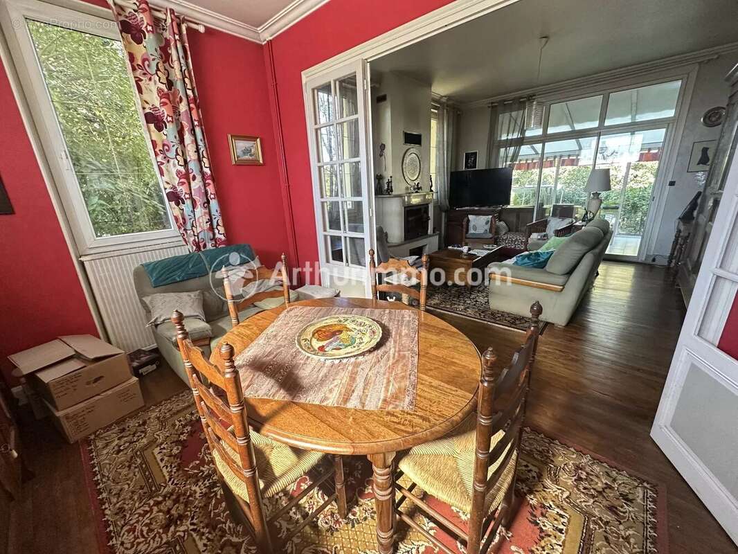 Maison à SAINT-ASTIER