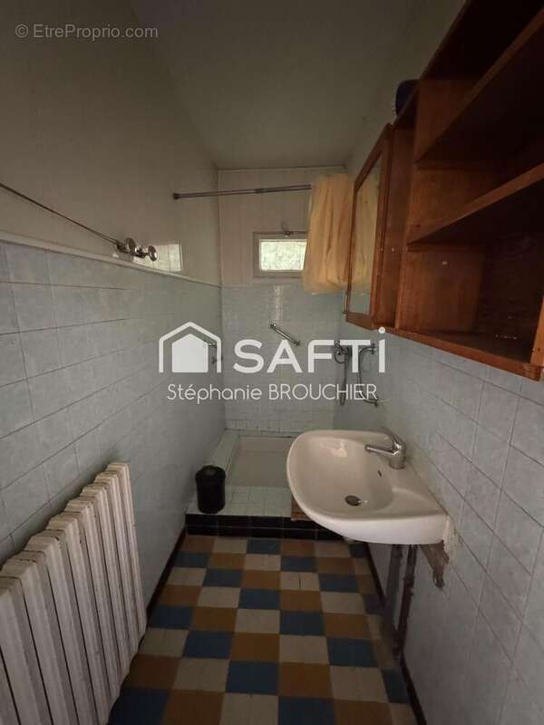 Maison 137 m² à Sampzon  - photo 9