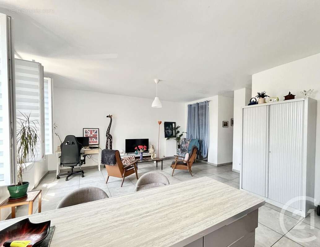 Appartement à VILLEURBANNE