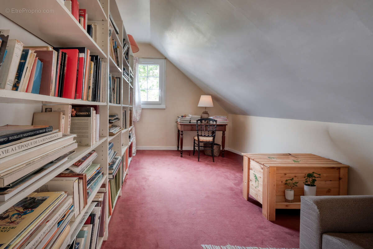 Maison à LIMOURS