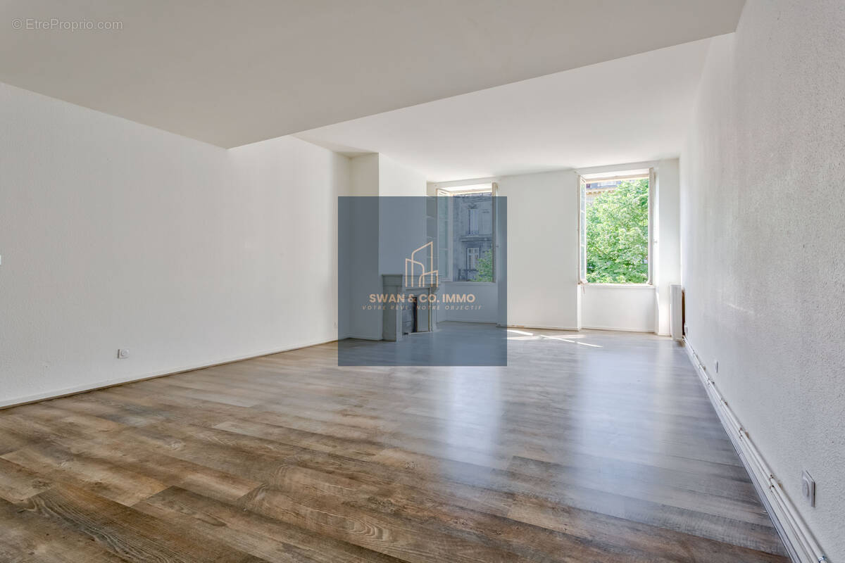 Appartement à BORDEAUX