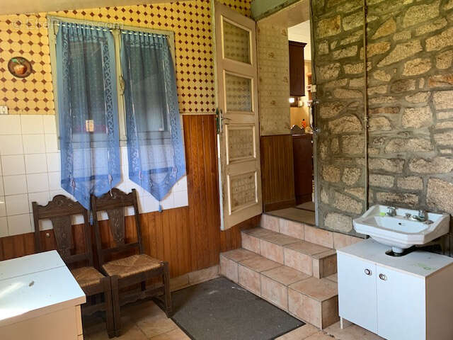 Maison à NOYAL-PONTIVY