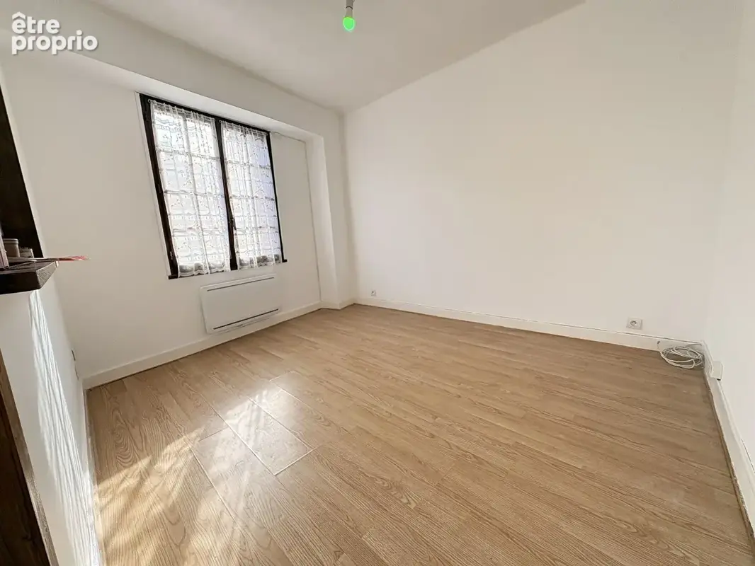 Appartement à MERU