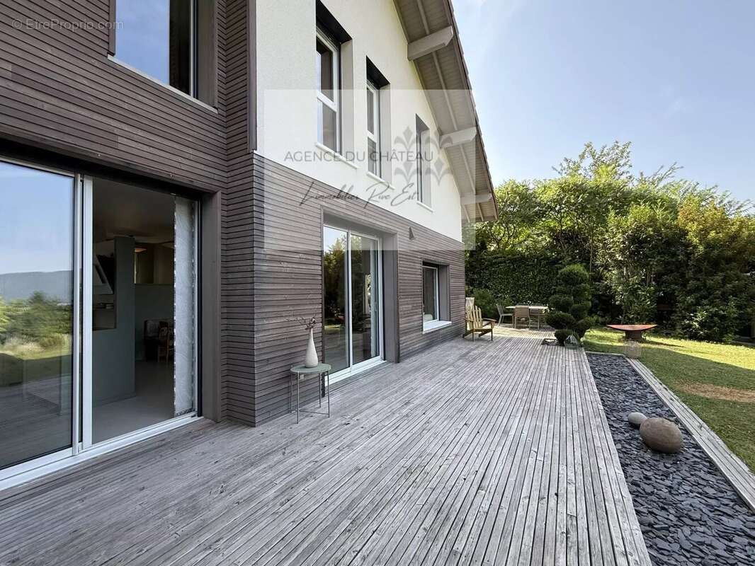 Maison à BLUFFY