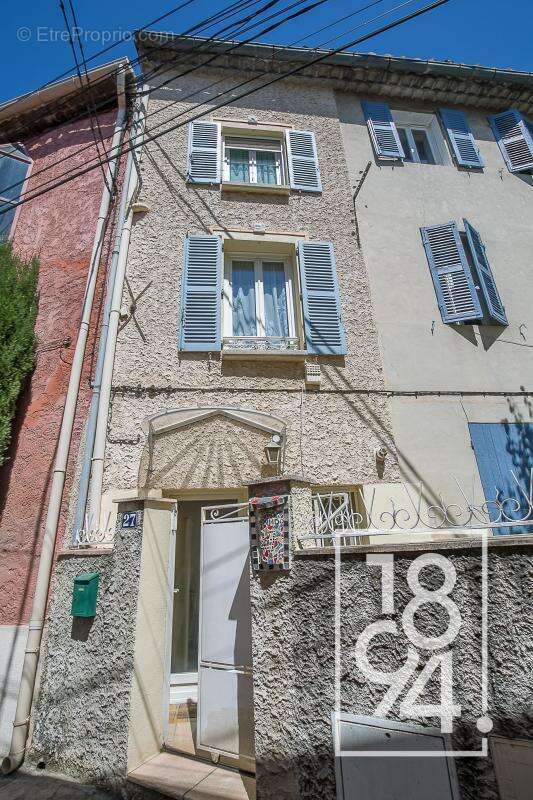 A Vendre ! Maison de village sur 3 niveaux ! Secteur des Camoins - photo 10