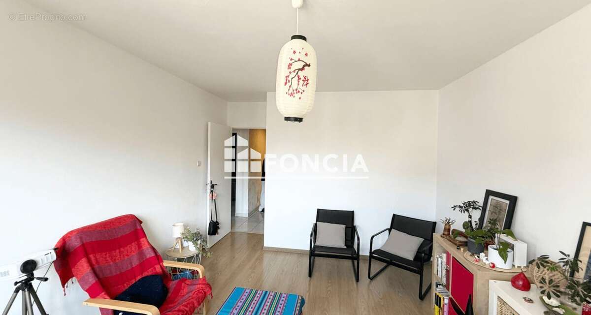 Appartement à VIZILLE