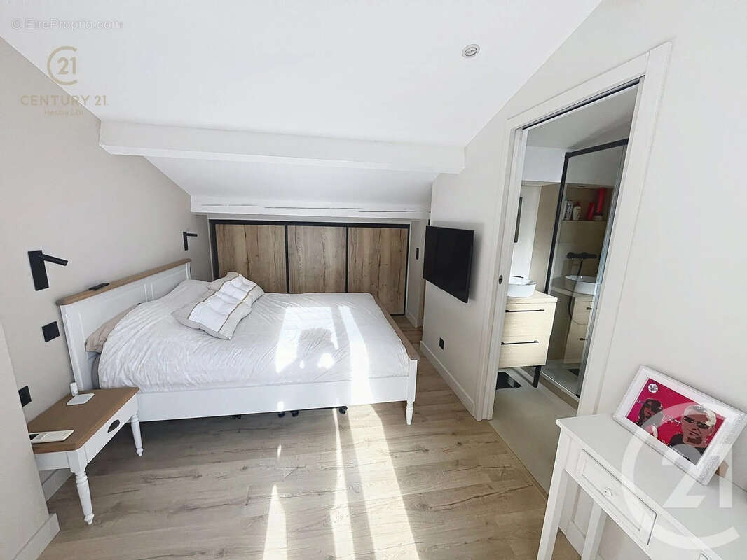 Appartement à GASSIN