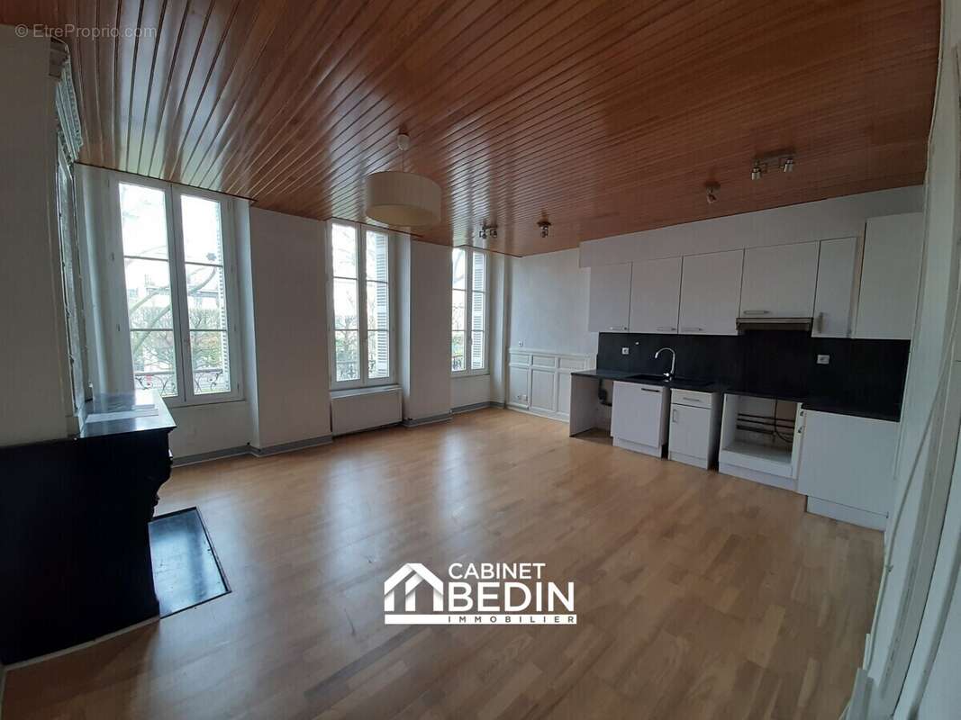 Appartement à BORDEAUX