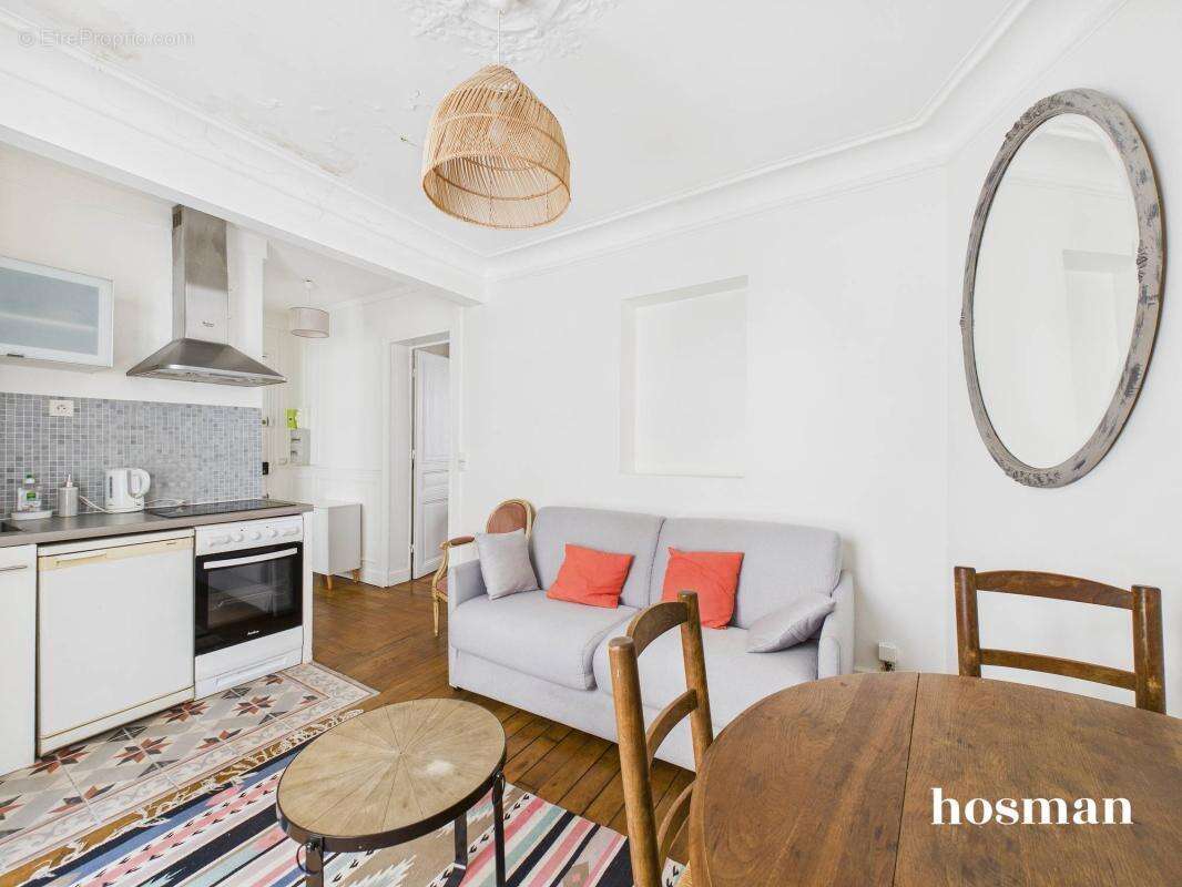 Appartement à PARIS-18E