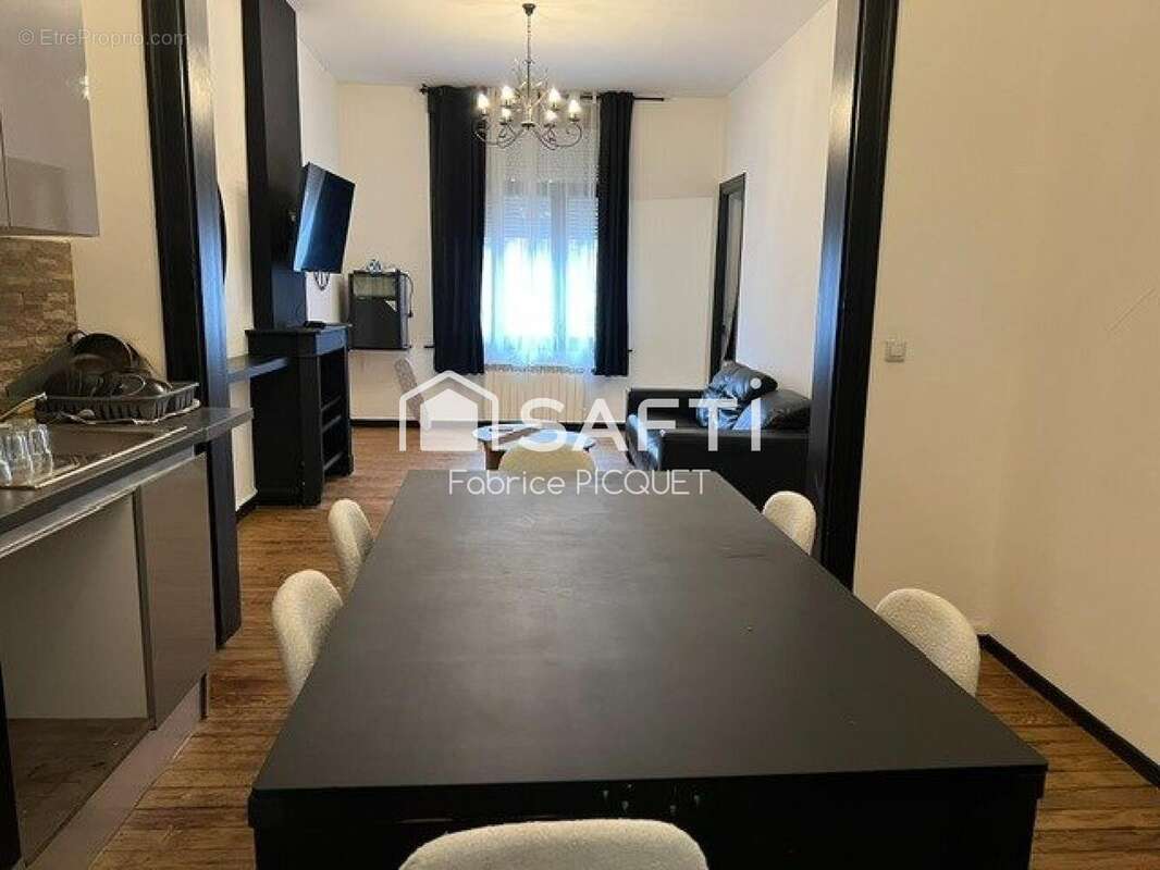 Appartement 428 m² à Valenciennes  - photo 6