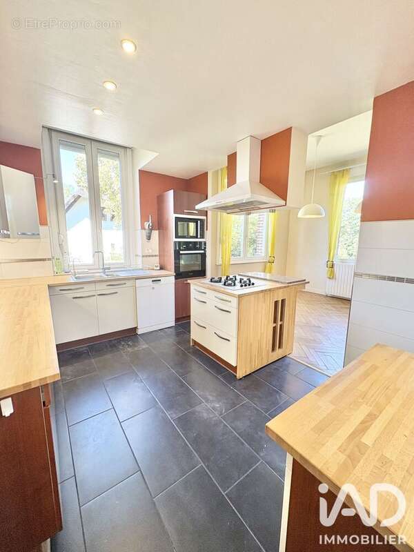 Maison 160 m² à Raismes  - photo 4