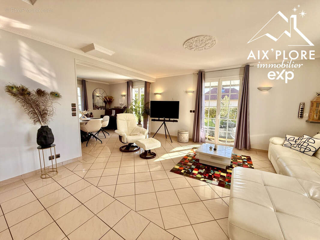 Maison à DRUMETTAZ-CLARAFOND