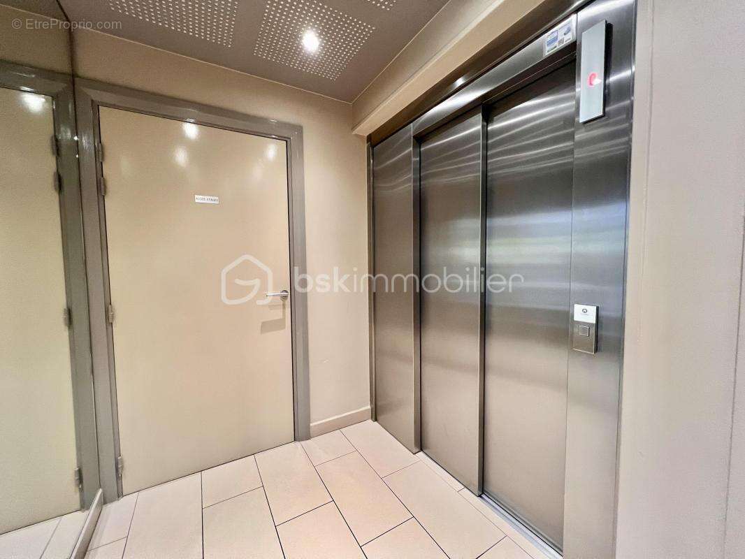 Appartement à SAINT-DENIS