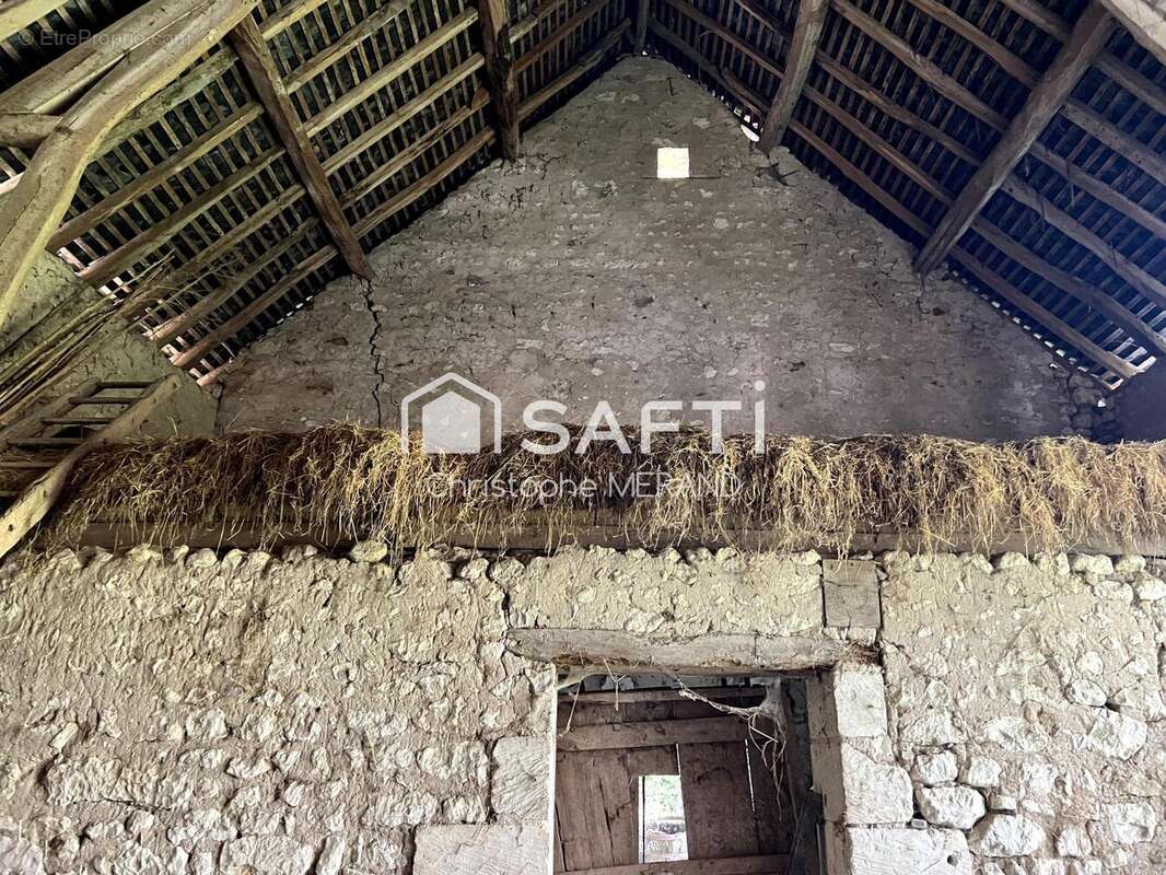 Maison 44 m² à Antogny-Le-Tillac  - photo 9