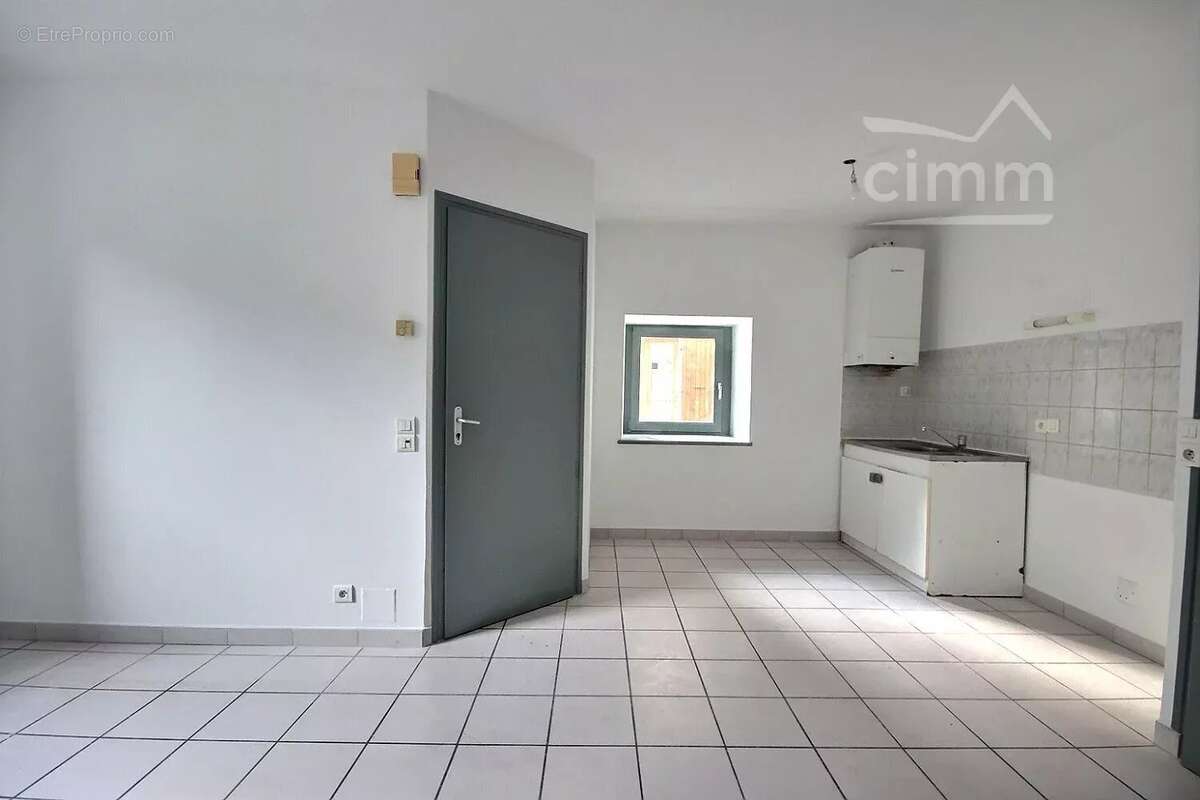 Appartement à CRUAS