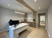 Commerce à COURTHEZON