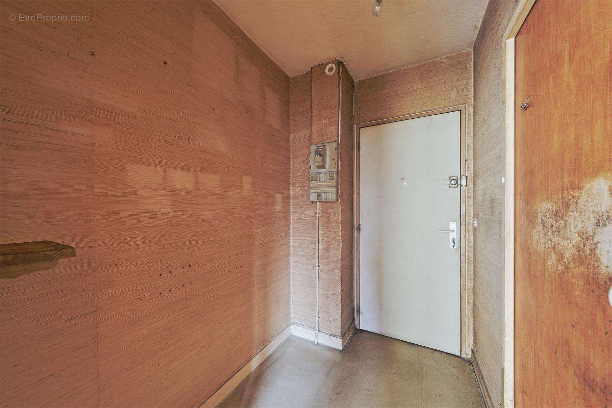 Appartement à LE PLESSIS-TREVISE