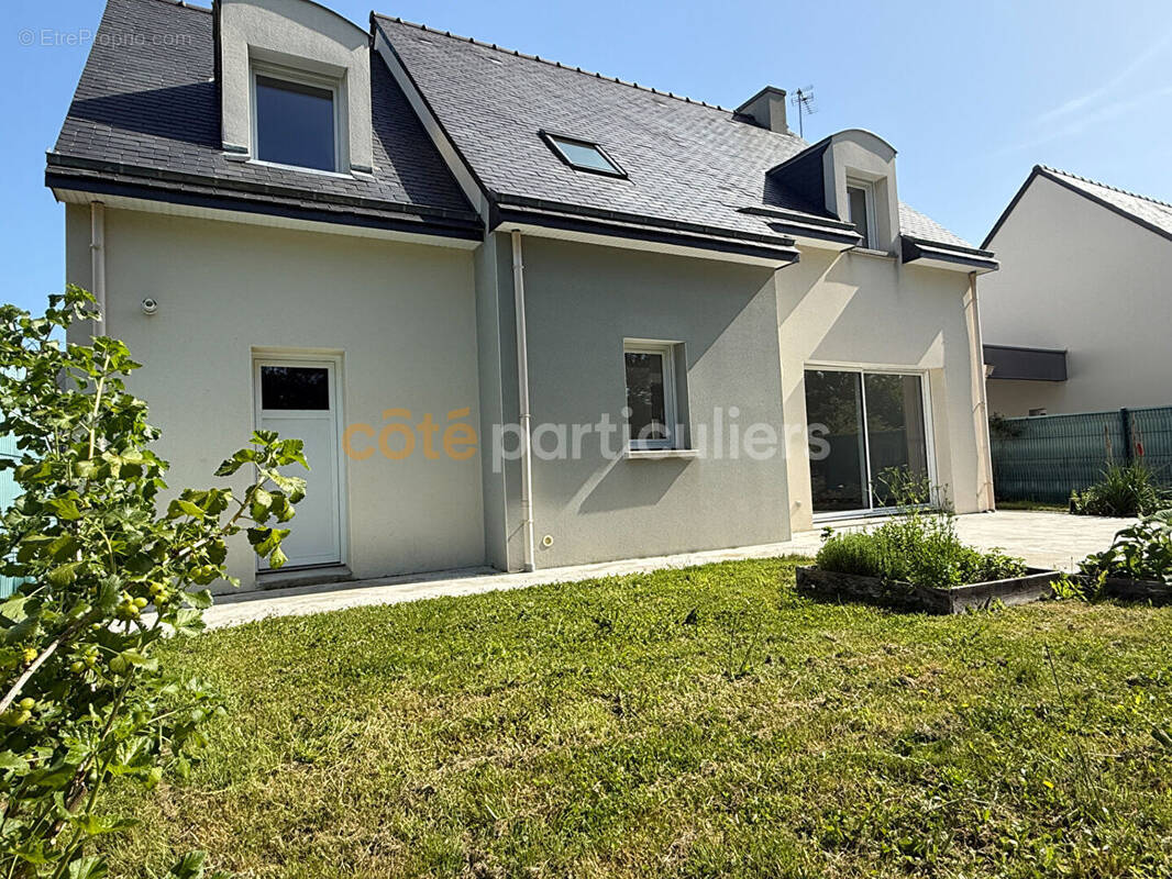 Maison à CHANGE