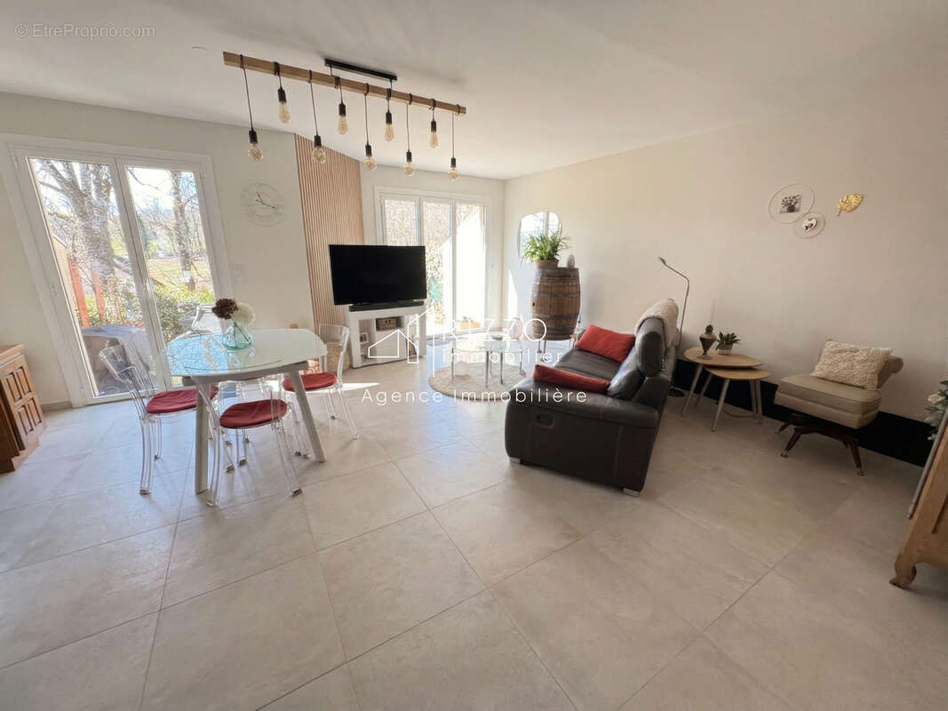 Villa Familiale T5 à Gex   Volumes et Confort - photo 3
